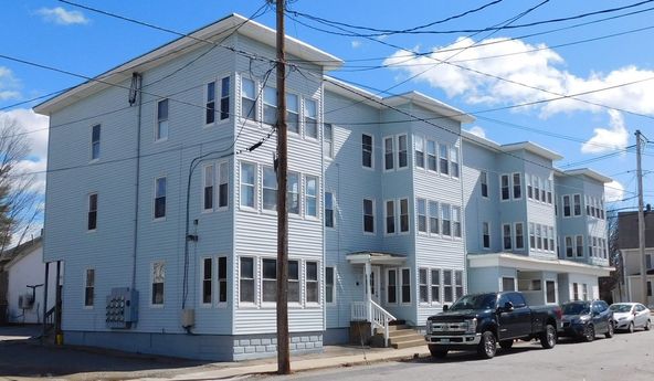 1 North Ave, Sanford, ME 04073